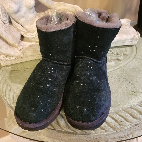 Ugg Classic Mini Stargirl Bow Women's Boots  S/N 1098475 #116 - Picture 3 of 13